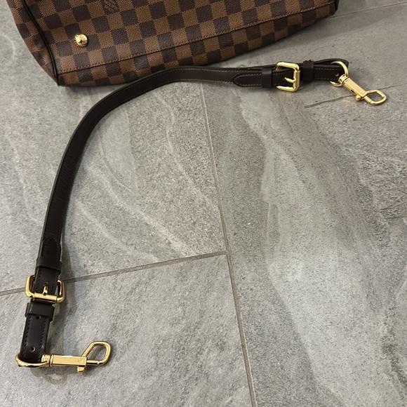 EUC Louis Vuitton Damier Ebene Trevi PM w/ Strap - Picture 10 of 17